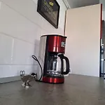 Quinet Apartament Apartman *