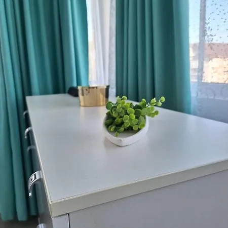 Quinet Apartament Lägenhet *