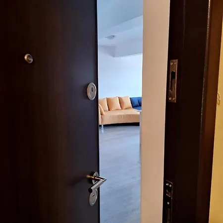 Lägenhet Quinet Apartament *