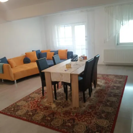 Апартаменти Quinet Apartament
