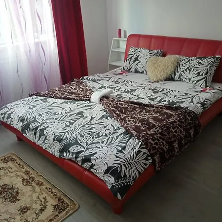 Апартаменти Quinet Apartament *